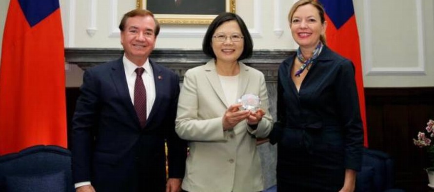 Al evento asistieron la presidenta taiwanesa, Tsai Ing-wen, y el primer ministro, William Lai, lo...