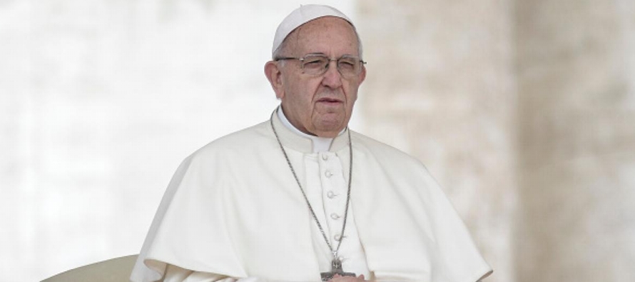 "El papa Francisco me ha encargado pedir perdón a cada uno de los fieles de la...