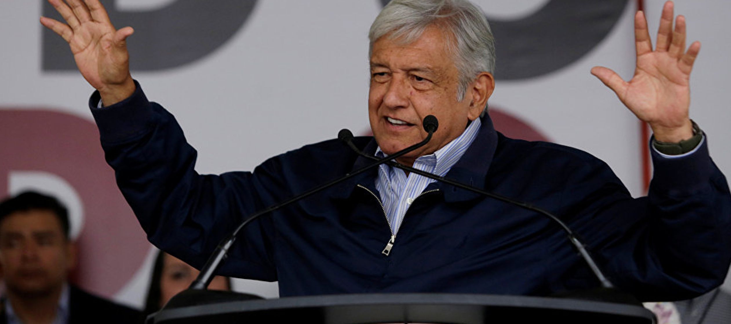 López Obrador construyó, para ganar las elecciones, una plataforma política...