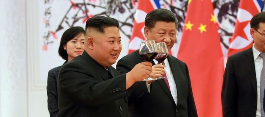 Kim y Xi evaluaron el histórico encuentro que el líder norcoreano sostuvo la semana...