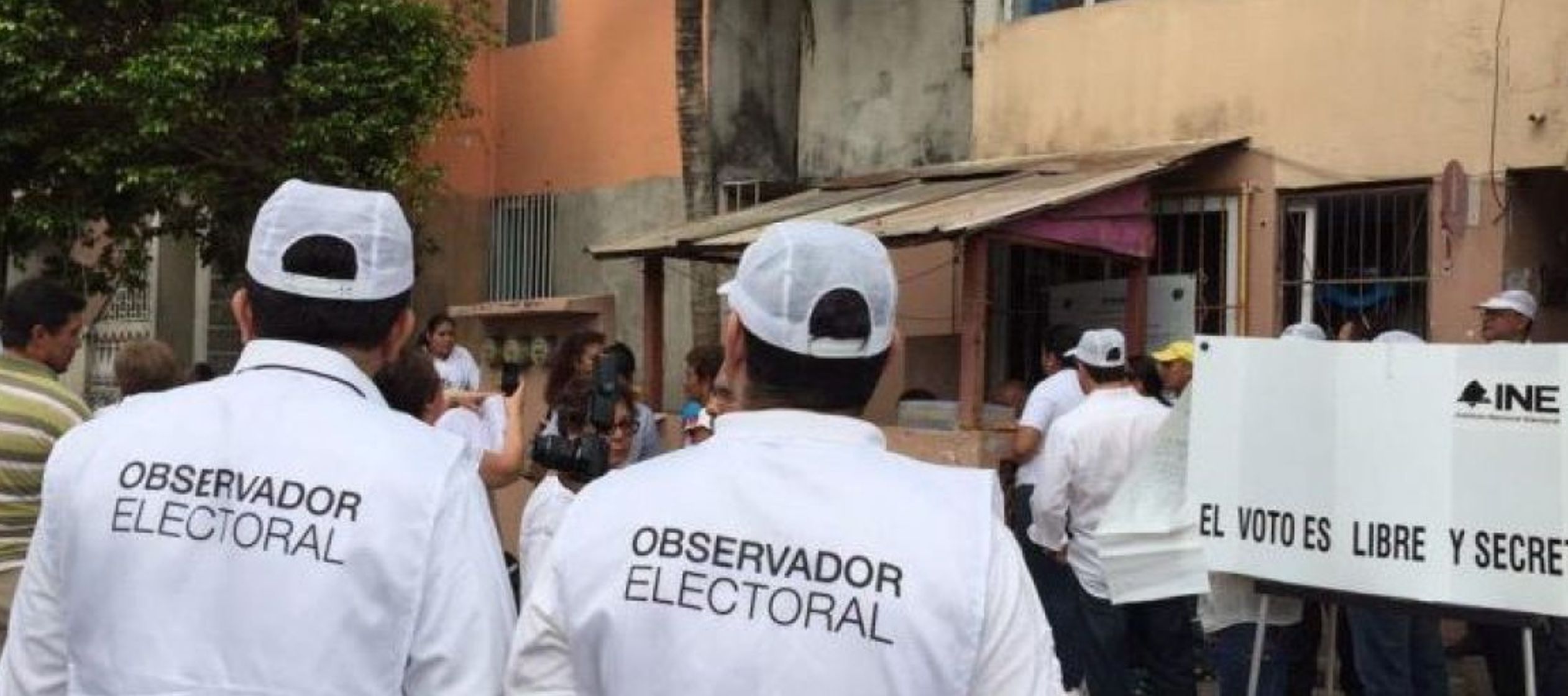 A su vez, Fernández reconoció la fortaleza de las instituciones electorales mexicanas...