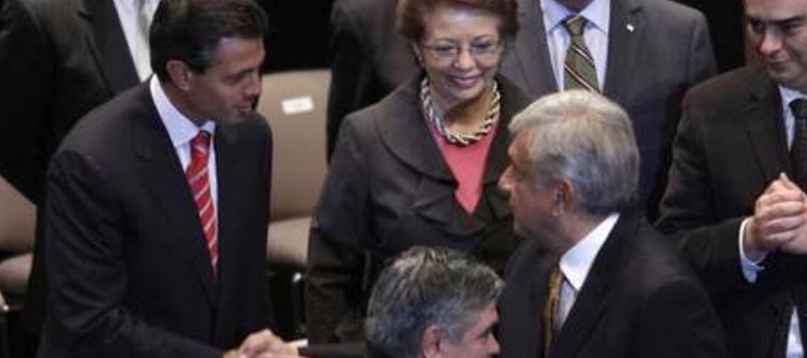 En un discurso con motivo de su triunfo en las urnas, López Obrador indicó que le...