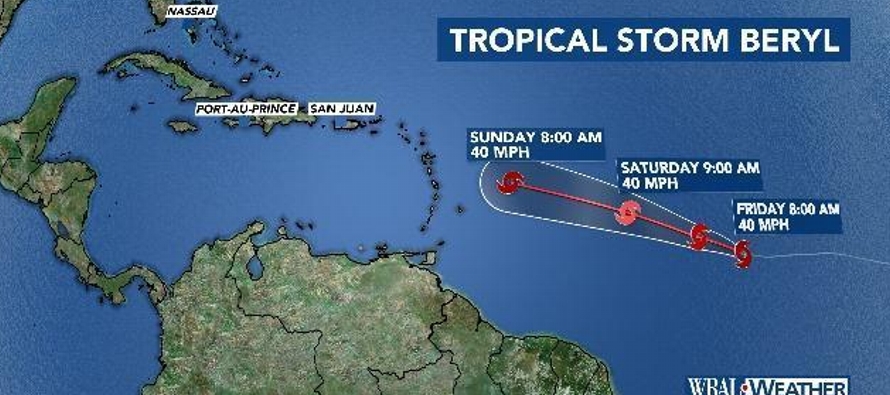 Beryl se encuentra a unas 1.140 millas (1.830 kilómetros) al este-sureste de las Antillas...