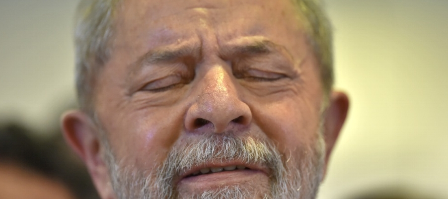 "Lula estaba prácticamente en la puerta de la Policía Federal para salir e...