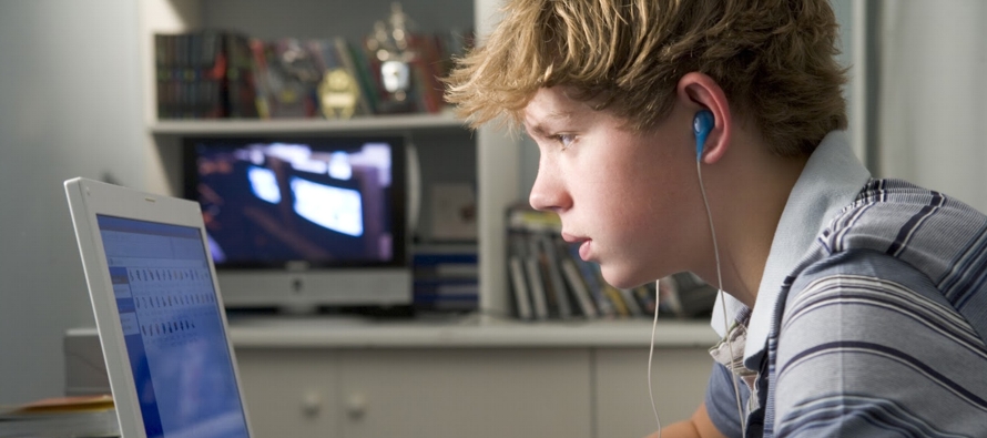 Resultado de imagen para Estudio vincula hiperactividad a uso de plataformas digitales en adolescentes