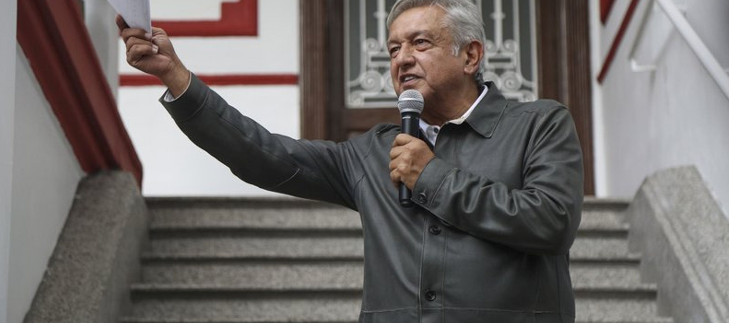 López Obrador aprovechó el encuentro con la prensa para anunciar que el ingeniero...