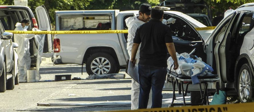 La tasa de homicidios alcanzó su nivel más alto en una década en México...