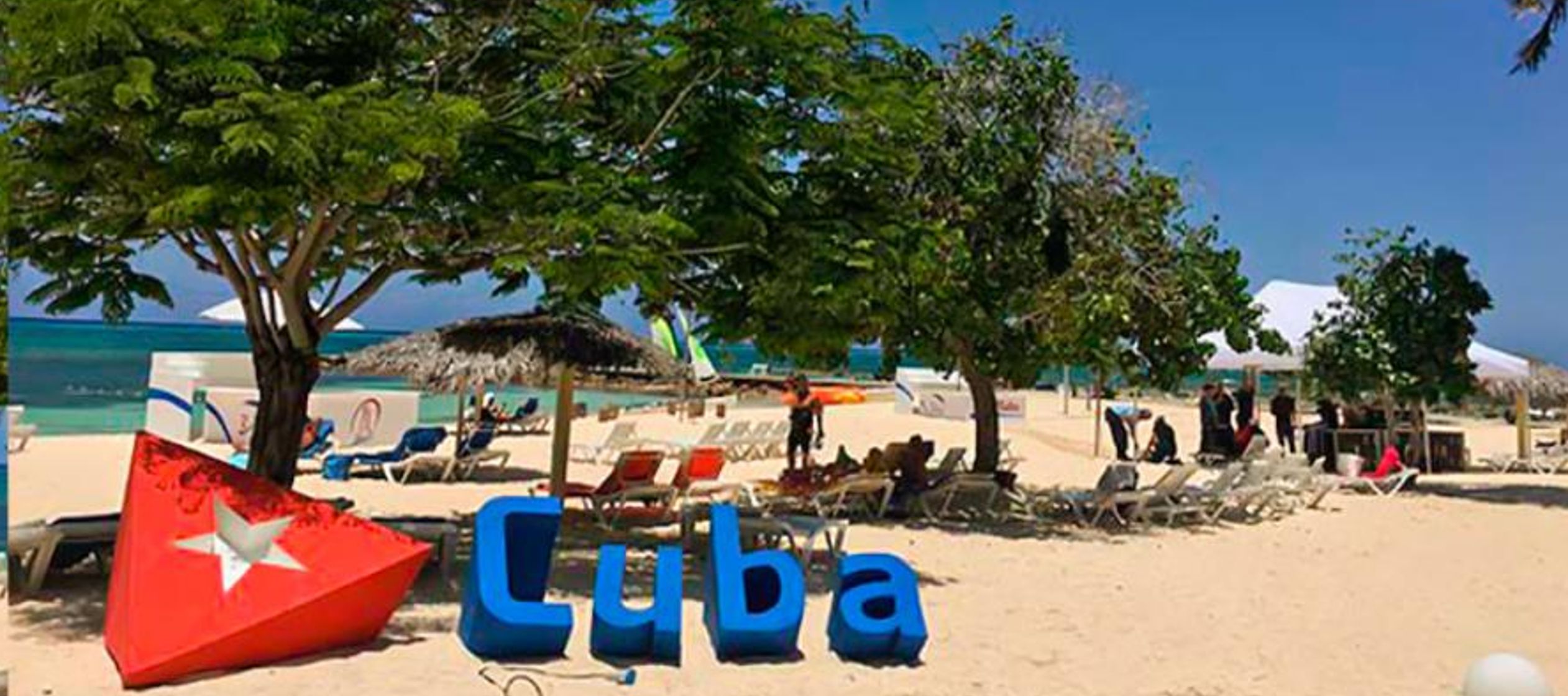 El número de turistas que visitaron Cuba del 1 de enero al 30 de junio fue de 2,5 millones,...