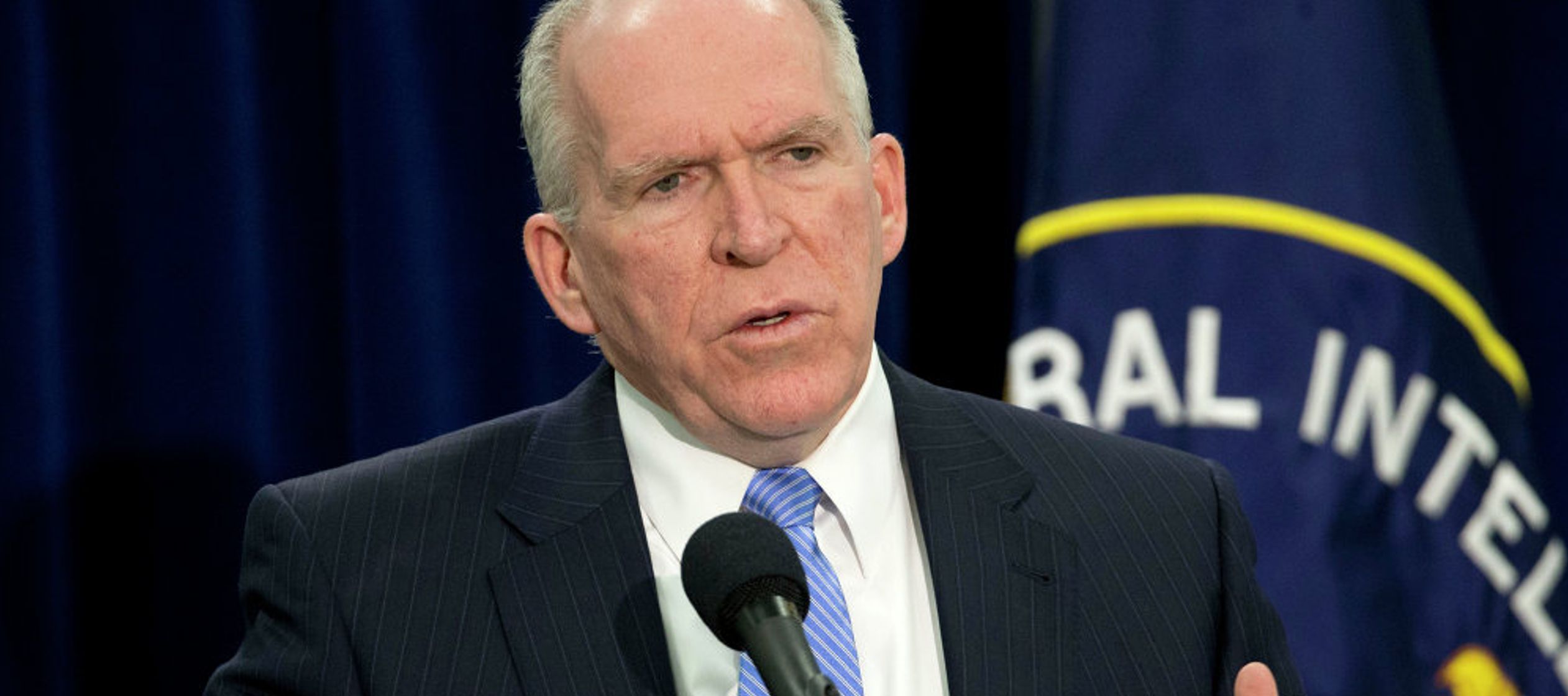 La portavoz presidencial agregó que el exjefe de la CIA había realizado una serie de...