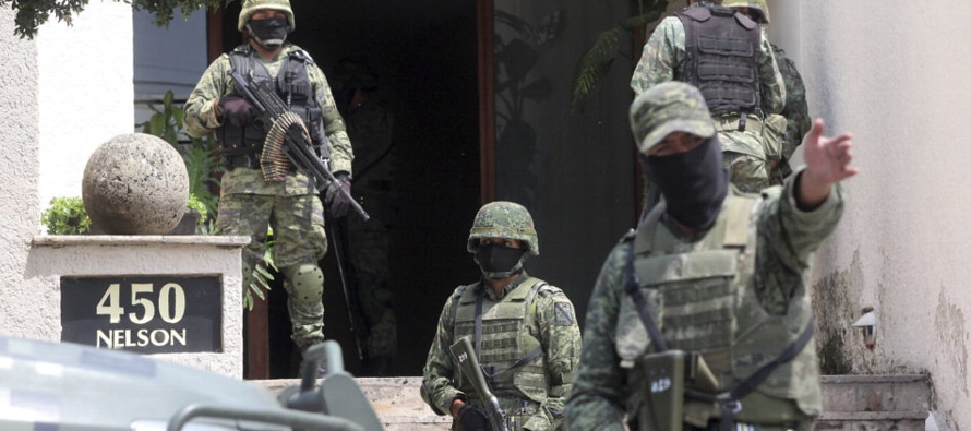 En Jalisco _donde opera el cártel Jalisco Nueva Generación_ los soldados fueron...