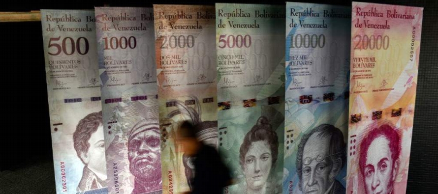 La reconversión monetaria, pospuesta dos veces por el gobierno de Nicolás Maduro este...