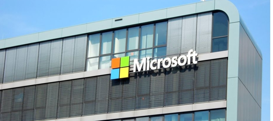 Microsoft informó hoy que ha cerrado hasta cinco sitios web falsos, incluidos algunos...