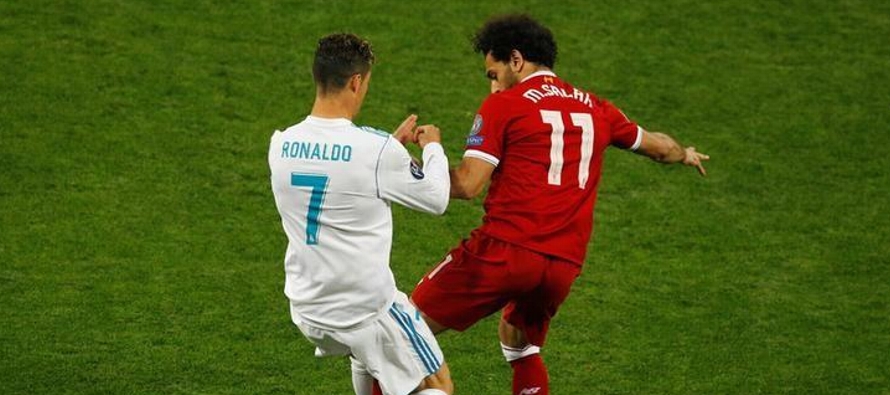 Ronaldo, que ha ganado el premio los últimos dos años, ayudó al Real Madrid a...