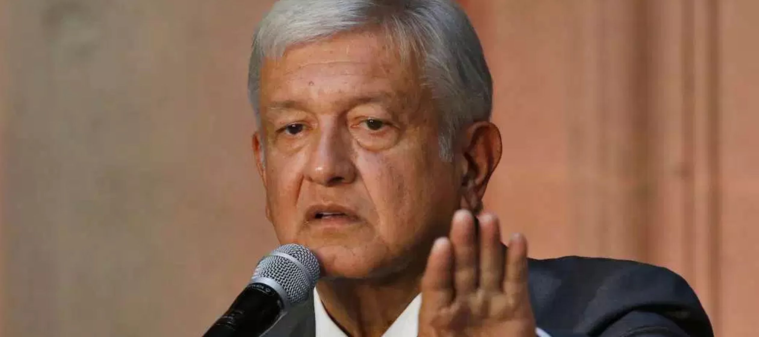 El presidente electo de México, Andrés Manuel López Obrador, durante una...