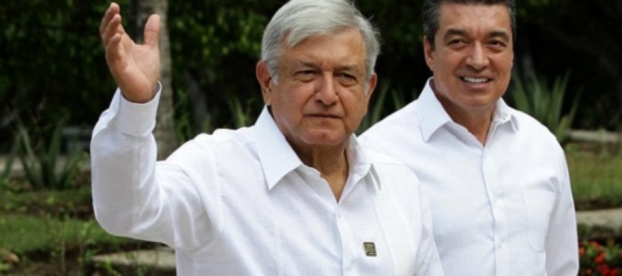 El presidente electo de México, Andrés Manuel López Obrador, dijo el...