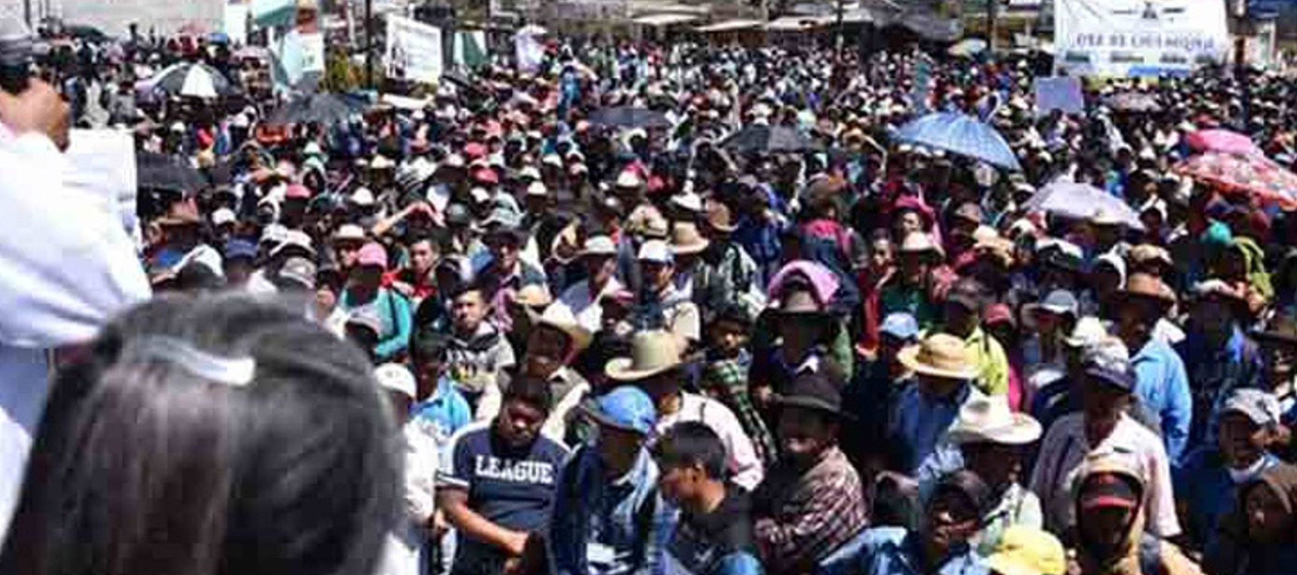 Los manifestantes se concentraron en los departamentos de Sololá, al oeste, y de Baja...
