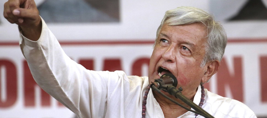 Obrador anunció que no afrontará por ahora el asunto del muro porque no quiere que...