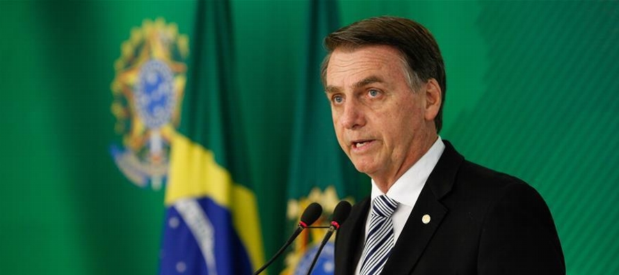 Bolsonaro, que asumirá su mandato el 1 de enero de 2019, afirmó que está a...