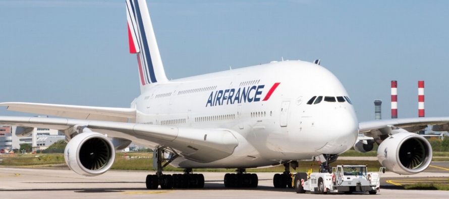 La extendida demora en su itinerario comenzó el domingo, cuando un vuelo de Air France de...