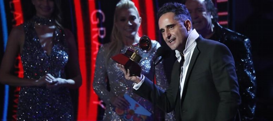 Los Grammy Latinos se entregaron el jueves por la noche en el MGM Grand Garden Arena de Las Vegas,...