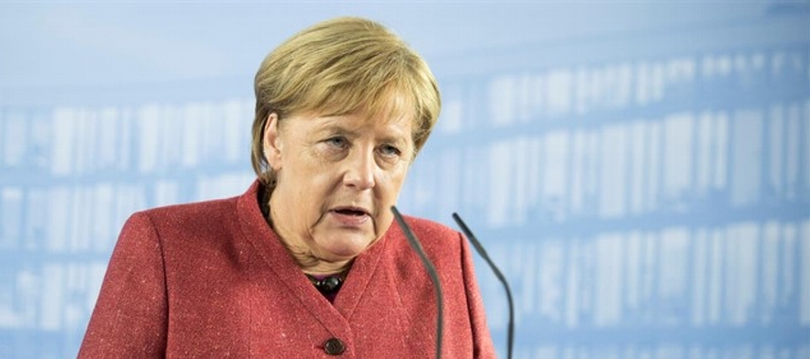 Los delegados deberán elegir entre la actual secretaria general de la CDU, Annegret...