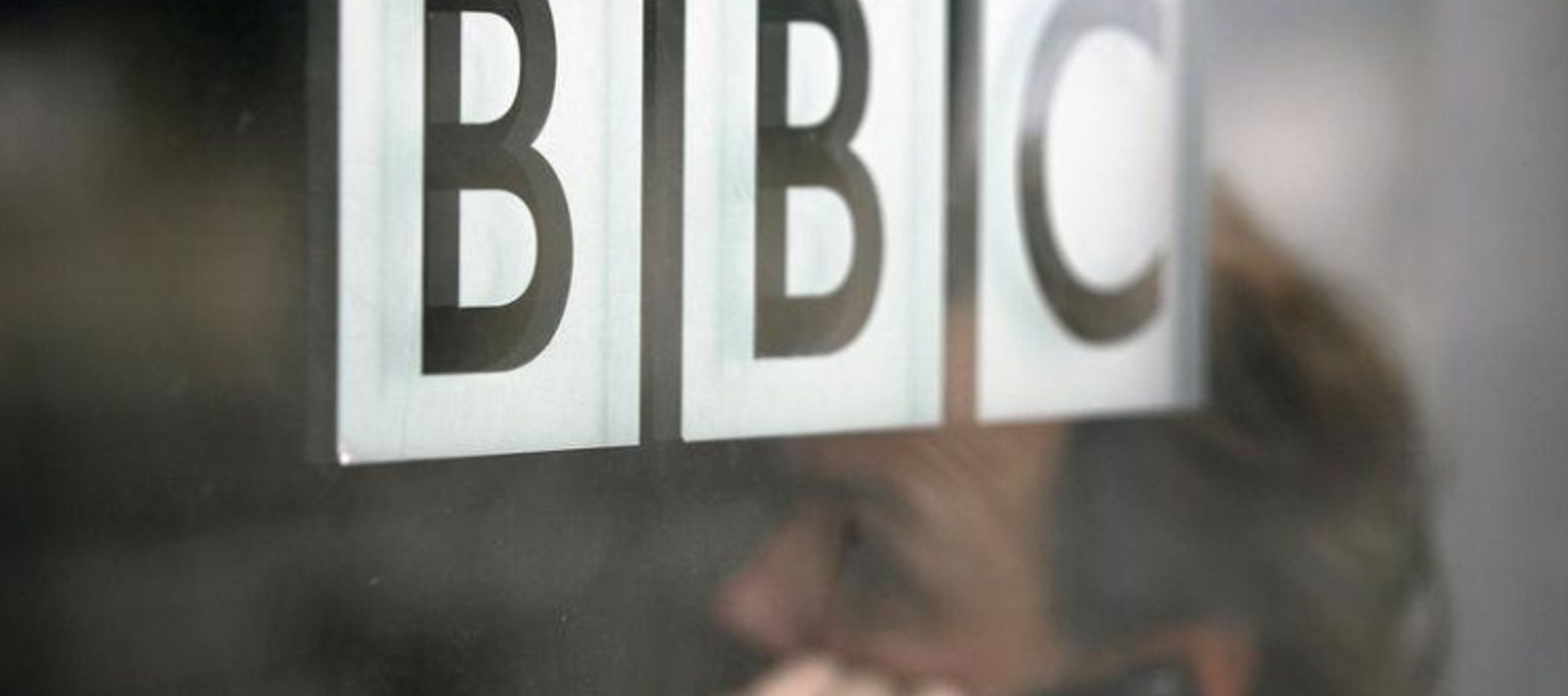 “Como en cualquier otro lugar del mundo, la BBC trabaja en Rusia cumpliendo totalmente las...