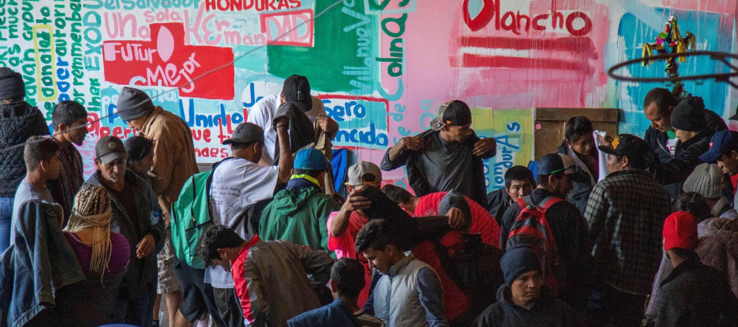 Casi 200,000 migrantes centroamericanos atraviesan cada año el país, en caravanas...