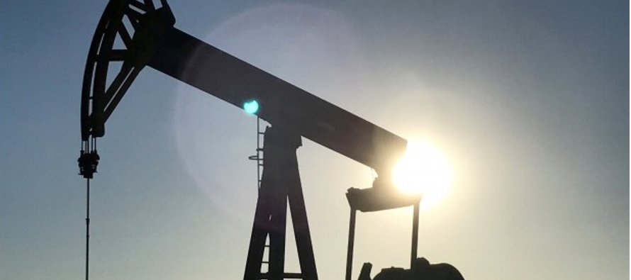 La OPEP, compuesta por 15 miembros, bombeó 32,68 millones de barriles por día el mes...