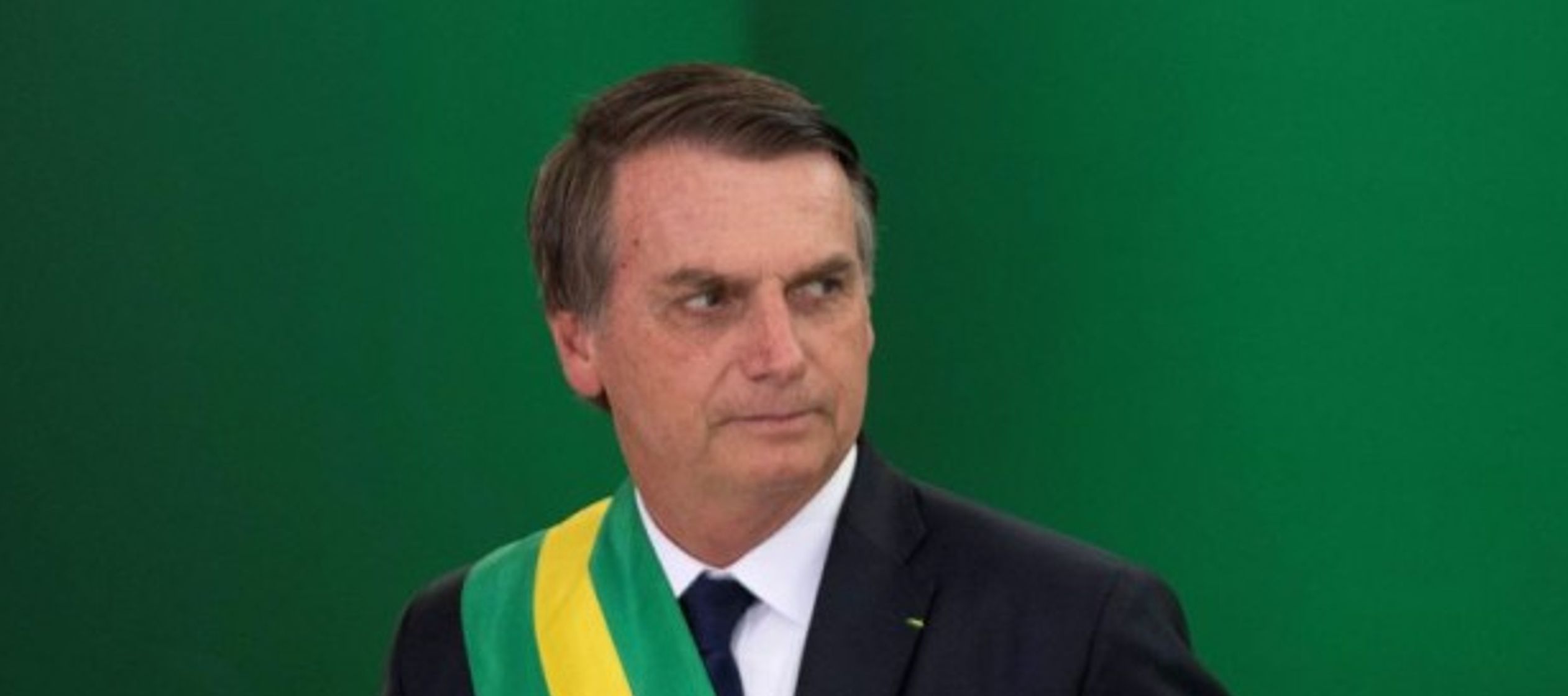 Bolsonaro, quien asumió el cargo el martes, también dijo que a Brasil debería...