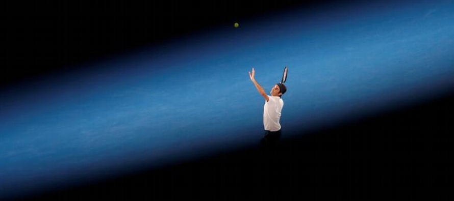 Federer celebró el viernes su partido número 100 en Melbourne Park con un triunfo...