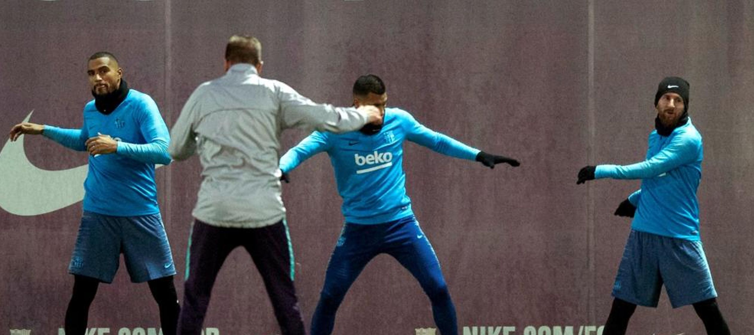 Boateng fue presentado el martes como jugador del Barcelona e inmediatamente fue incluido en el...