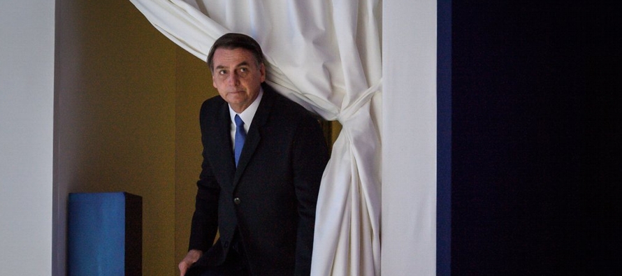 Tal como hizo Trump cuando llegó a Davos en 2018, Bolsonaro intentó suavizar el...