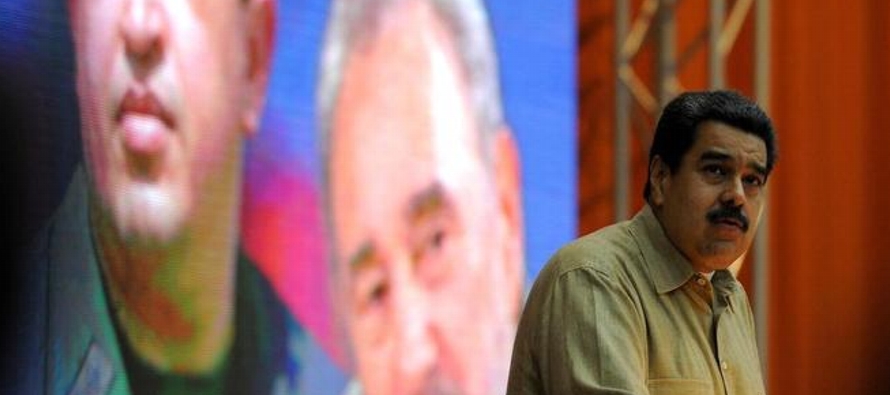 Maduro resiste atrincherado tras sus generales y con un poderoso grupito de países...
