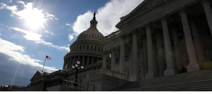 El Congreso estadounidense, que lucha contra el tiempo para aprobar un acuerdo bipartidista que...