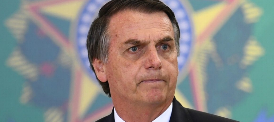 El presidente Jair Bolsonaro, quien volvió a Brasilia el miércoles tras permanecer...