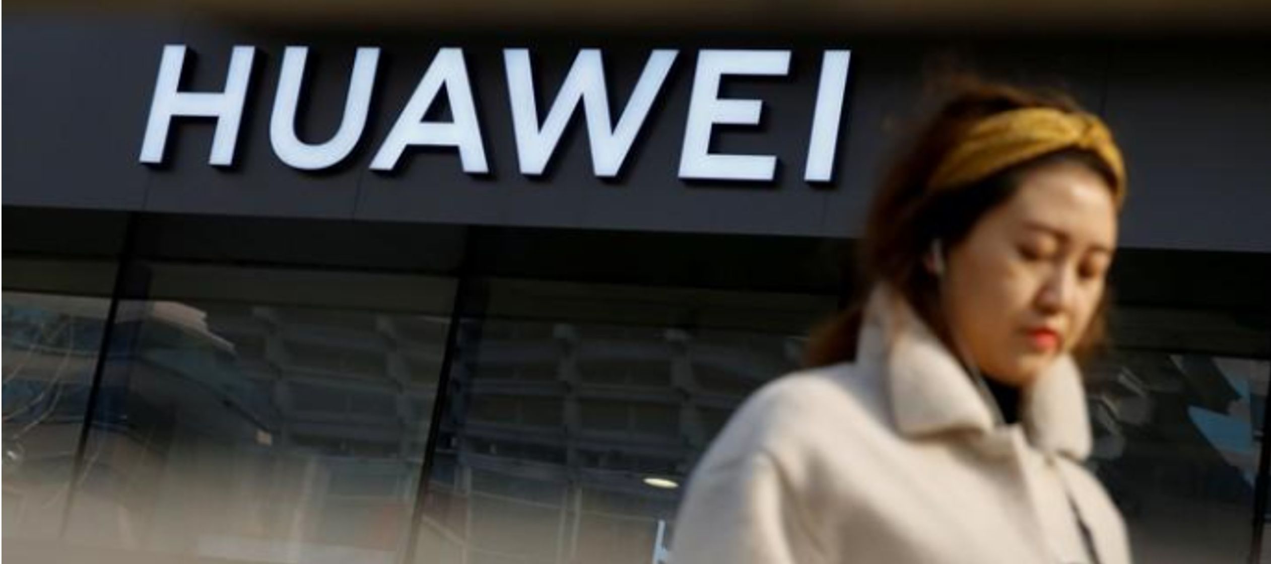 Aunque no se han presentado pruebas públicamente y Huawei ha negado las acusaciones, varios...