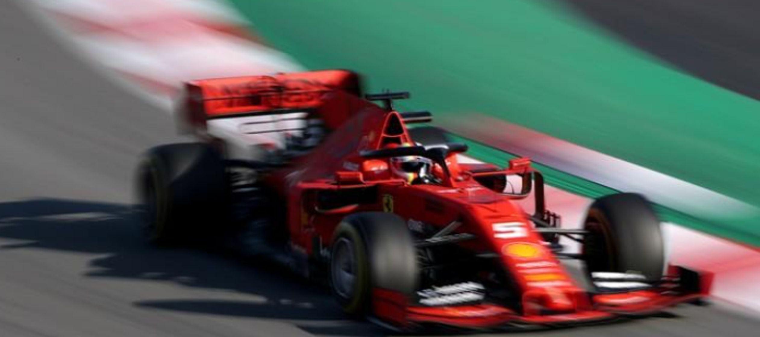 “Increíble”, dijo Vettel a periodistas. “El auto respondió...
