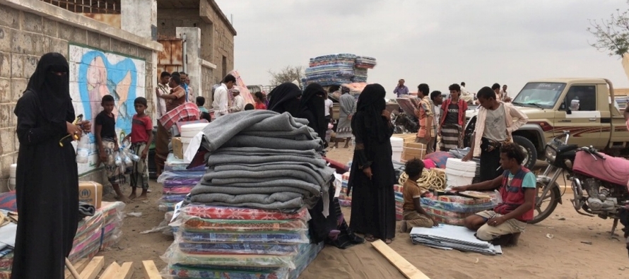 “El conflicto actual en Yemen continúa desplazando a personas de sus hogares en...