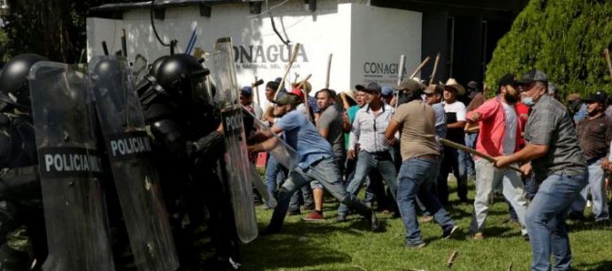 Fue el enfrentamiento más reciente de un conflicto ante el intento del gobierno mexicano de...