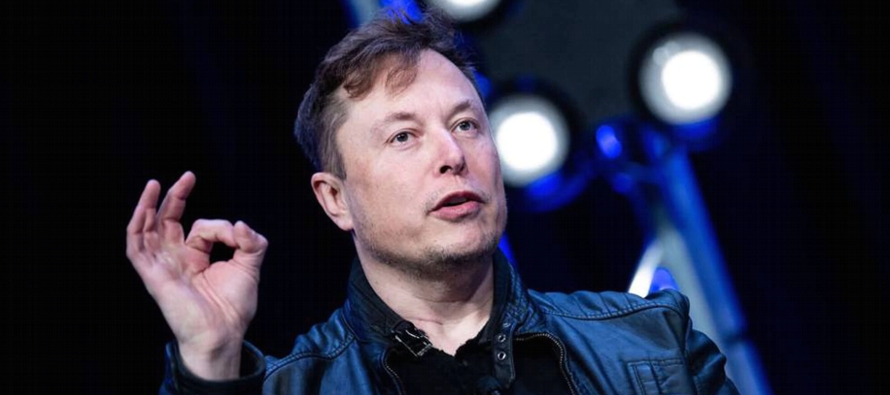 La compañía dirigida por Elon Musk superó este lunes el billón de...