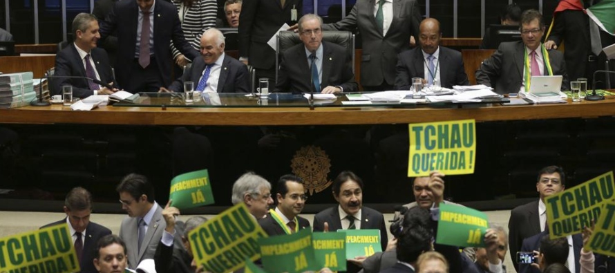 Efectivamente, Rousseff ha sido llamada muchas de esas cosas desde las protestas del 2013 en su...