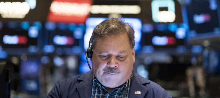 Al término de la sesión en la Bolsa de Nueva York, el Dow Jones perdió 171,69...