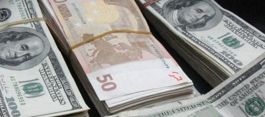 El reporte de Moody's reconoció que el peso mexicano "se ha mantenido...