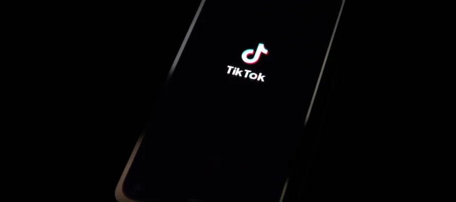 TikTok tiene más de 100 millones de usuarios en Estados Unidos y se ha convertido en poco...