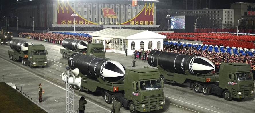 Corea del Norte suele efectuar desfiles y ceremonias para celebrar los aniversarios importantes y...