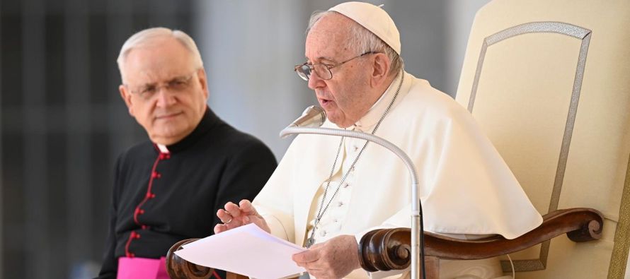En la audiencia general, el Papa retoma el ciclo de catequesis observando que no siempre en las...