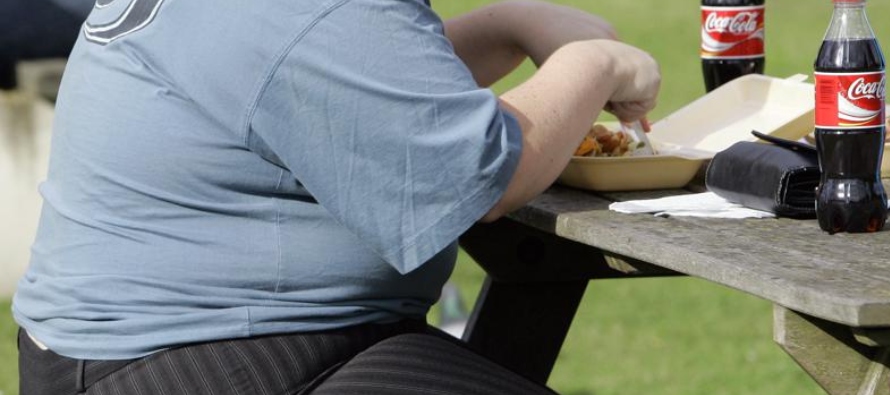 En Estados Unidos, el 74% de los mayores de 20 años son obesos o tienen sobrepeso,...