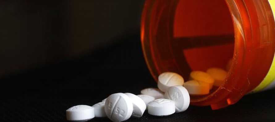 La demanda acusa a las farmacéuticas de minimizar los riesgos de la adicción asociada...