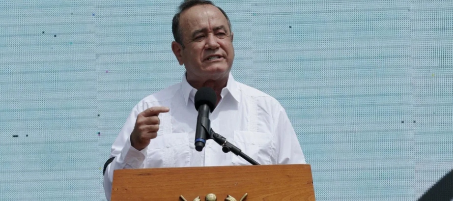 El canciller guatemalteco dijo este viernes que "tenemos un diálogo al más alto...