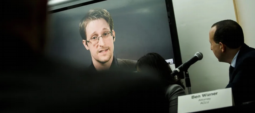 Snowden, exanalista de la CIA, se refirió al hallazgo de miembros del equipo legal de Biden...